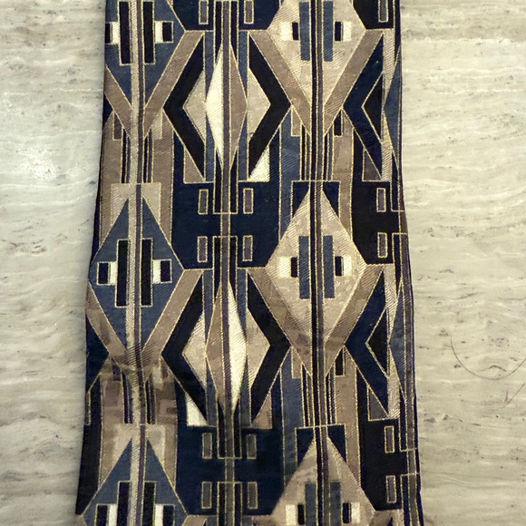 Zylos George Machado 100% Silk Tie Print Abstract Tan and Black Extra Long 63" - Picture 7 of 12